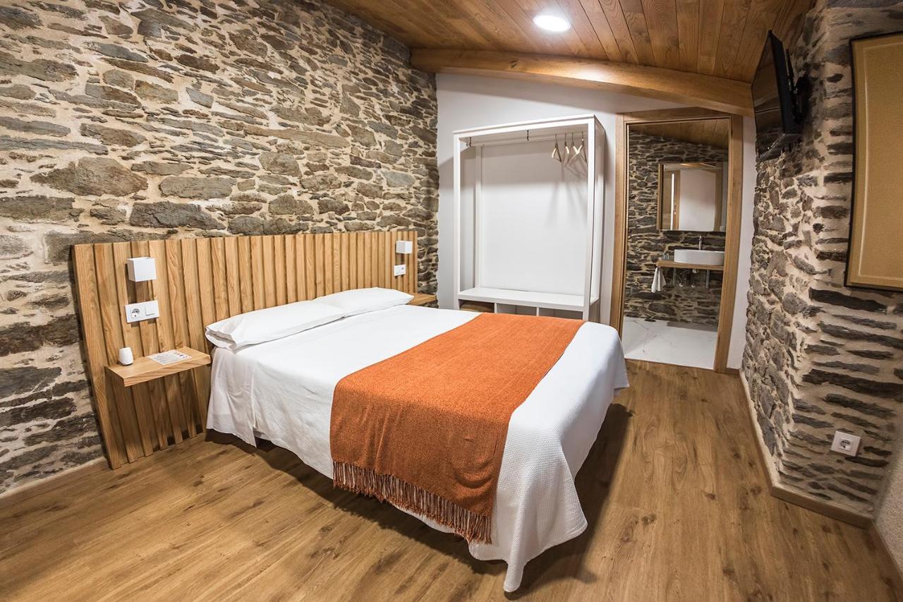 Hotel O Pozo O Pino Buitenkant foto