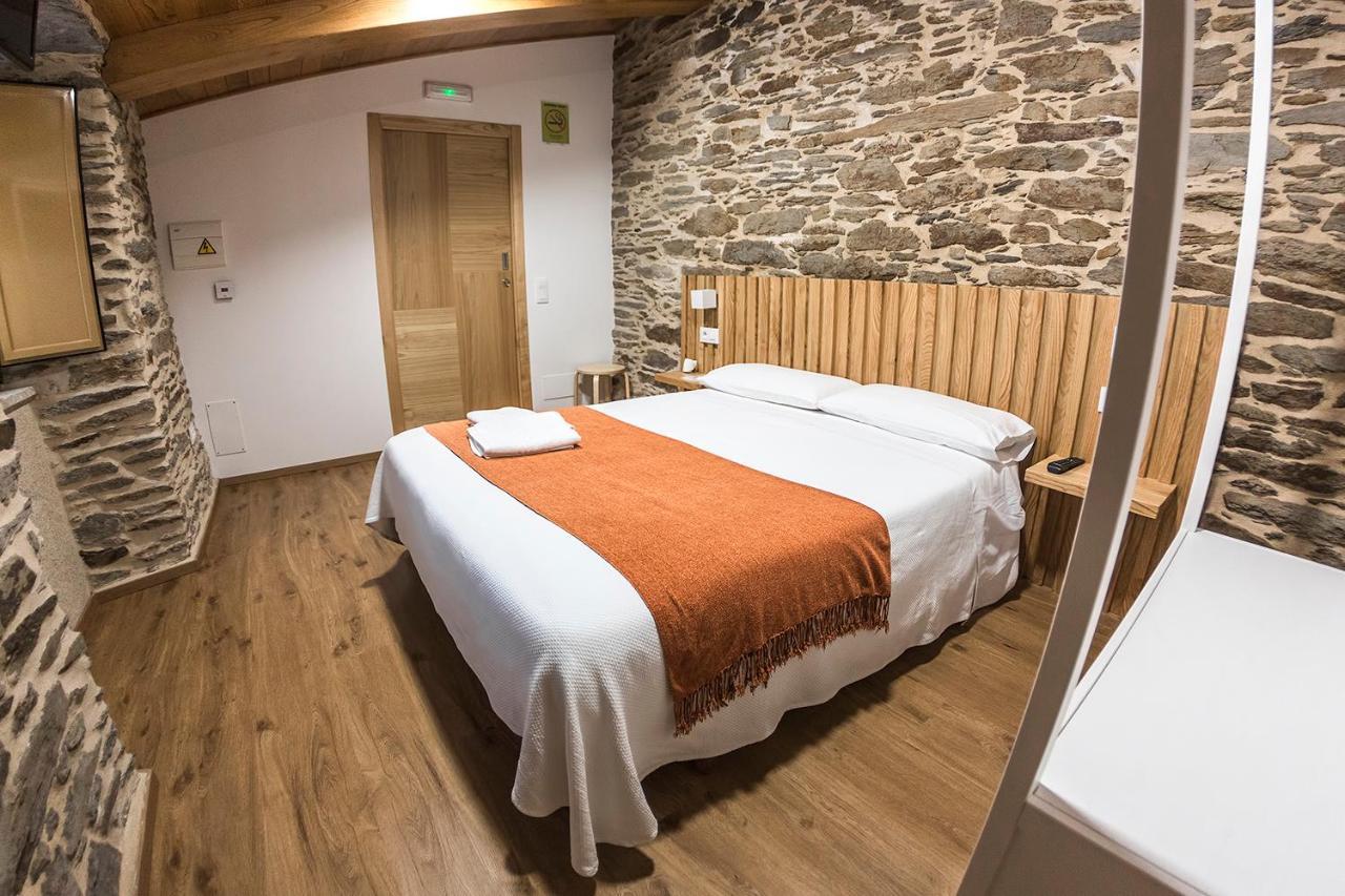 Hotel O Pozo O Pino Buitenkant foto
