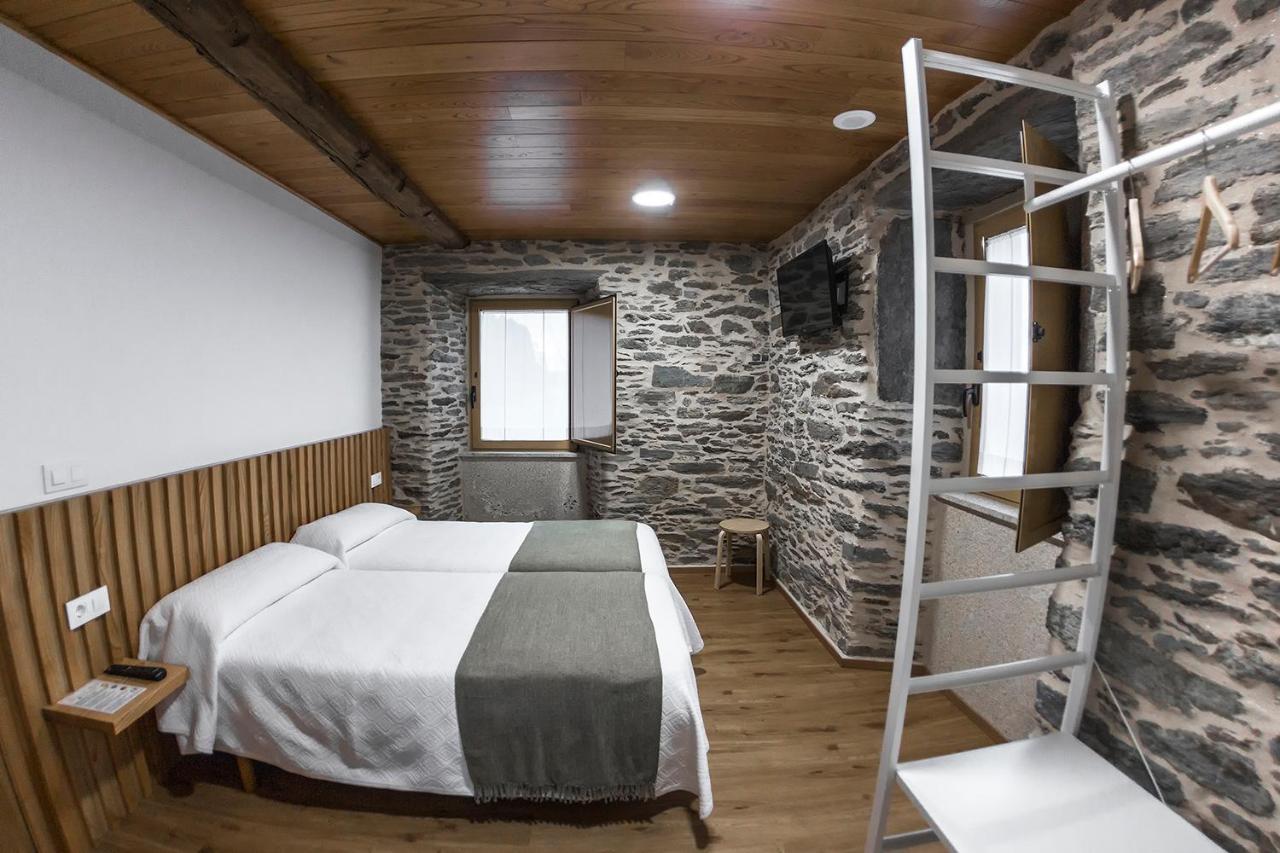 Hotel O Pozo O Pino Buitenkant foto