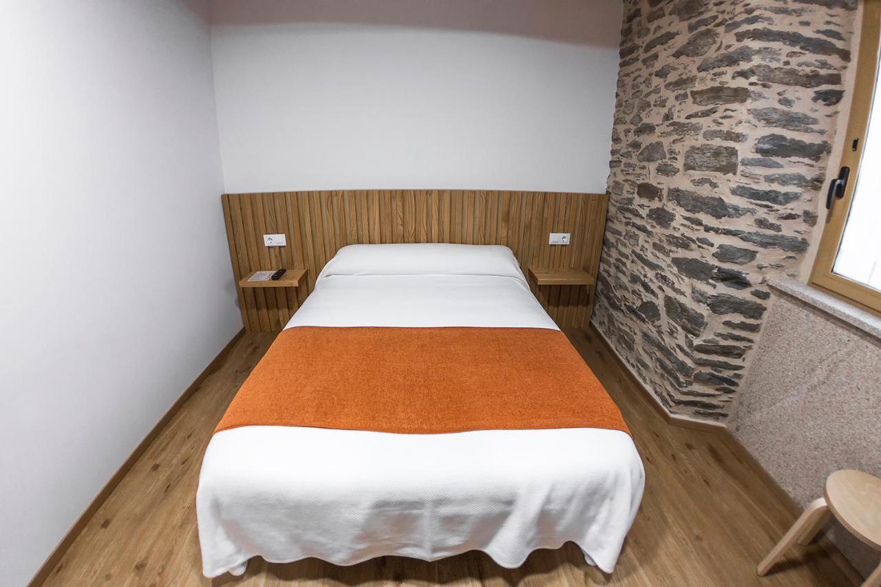 Hotel O Pozo O Pino Buitenkant foto