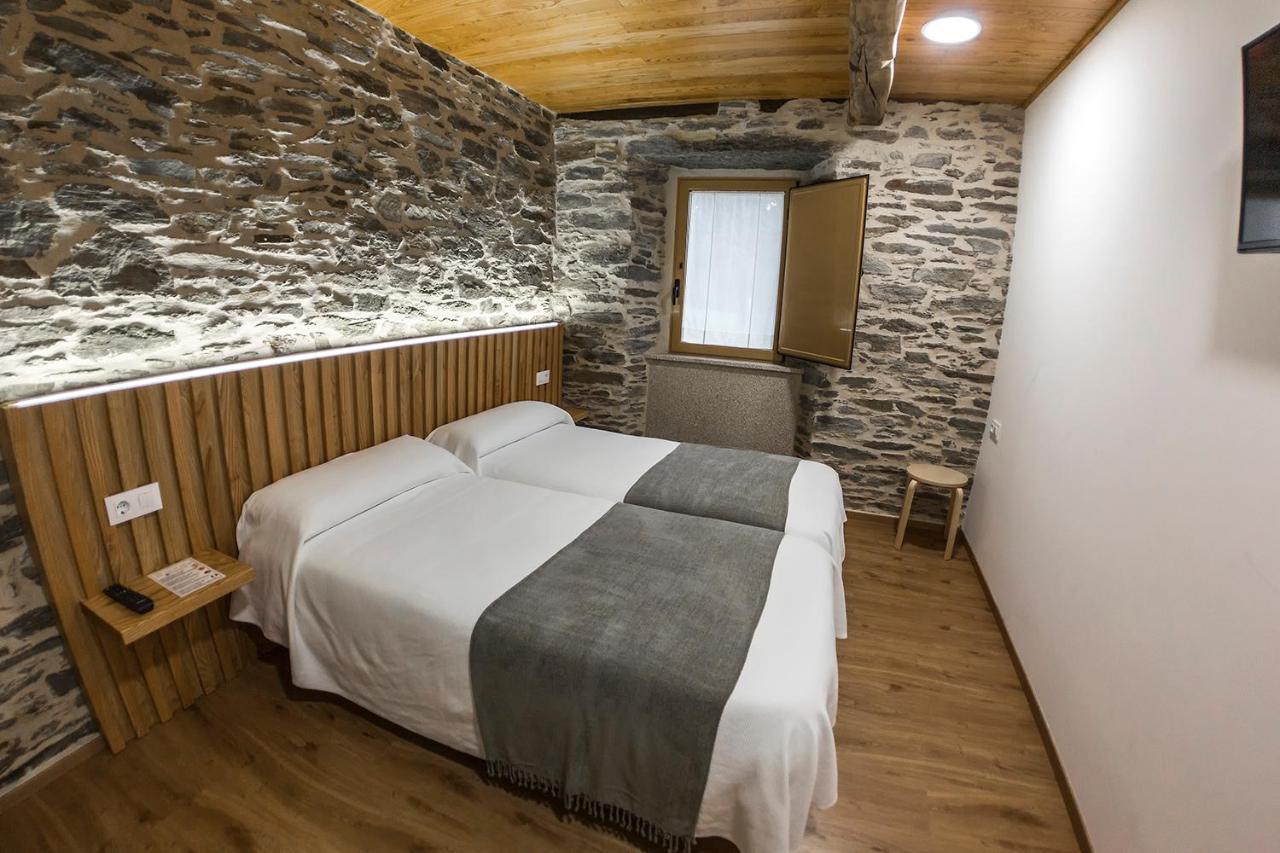 Hotel O Pozo O Pino Buitenkant foto